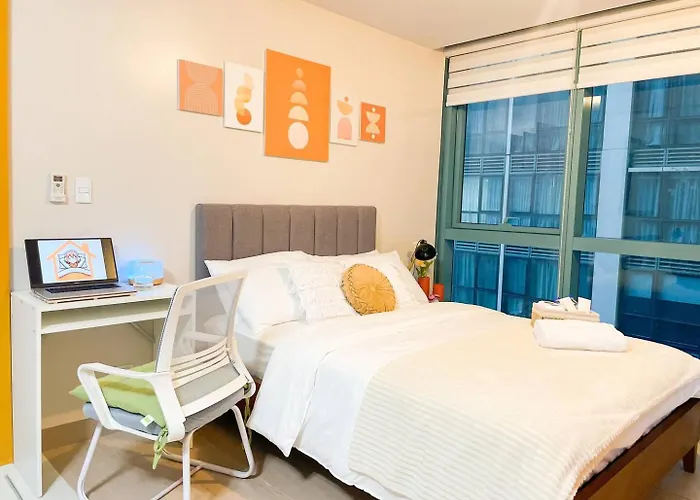 Bgc's Near Uptown Mall #oursw15o Holiday home Manila