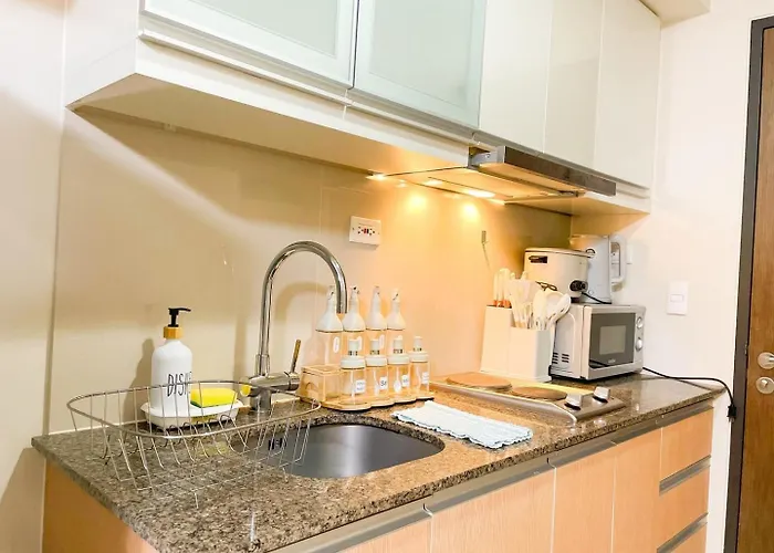 Bgc's Near Uptown Mall #oursw15o Holiday home *
